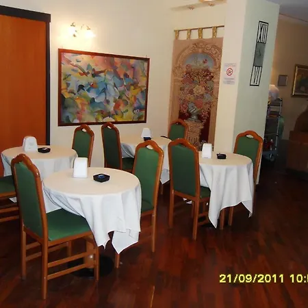 Amarcord Hotel 3*